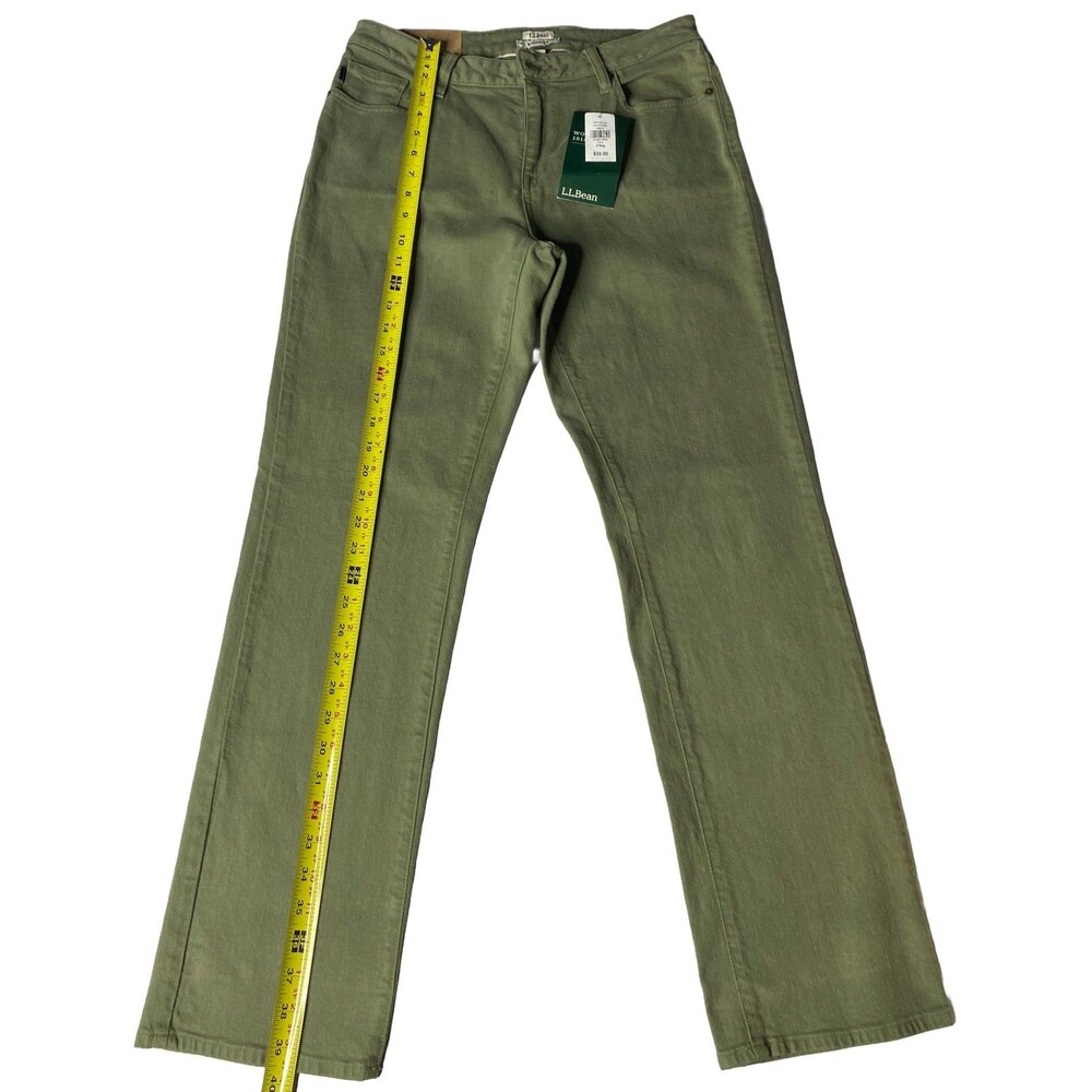 NWT L.L.Bean Favorite Fit Green Straight Leg Pants Jeans Women’s 8 Regular